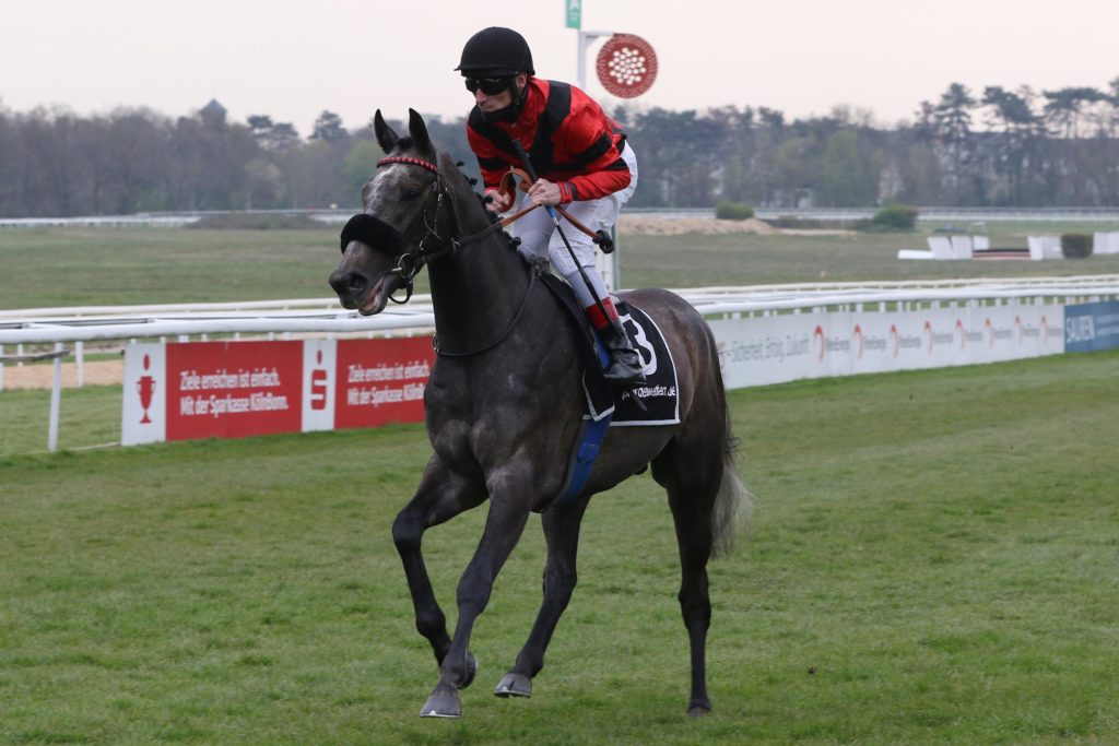 UM DERBYSTART UND MAIDENSIEG
