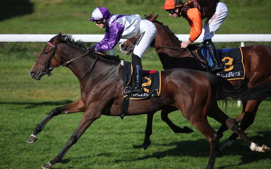 MIT AUFGEWICHT STARKER ZWEITER