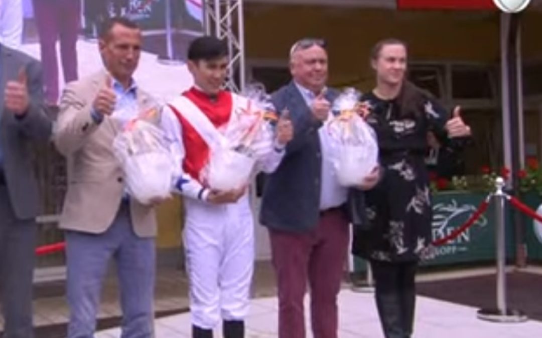 TROTZ NIEDERLAGE AUF DEM PODEST