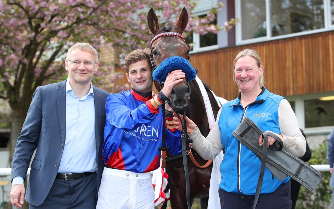 DAS SAGEN DIE GRUPPE-SIEGER