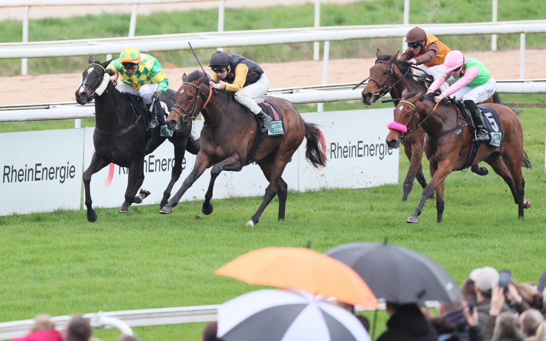 PLATZ DREI ZUM AUFTAKT