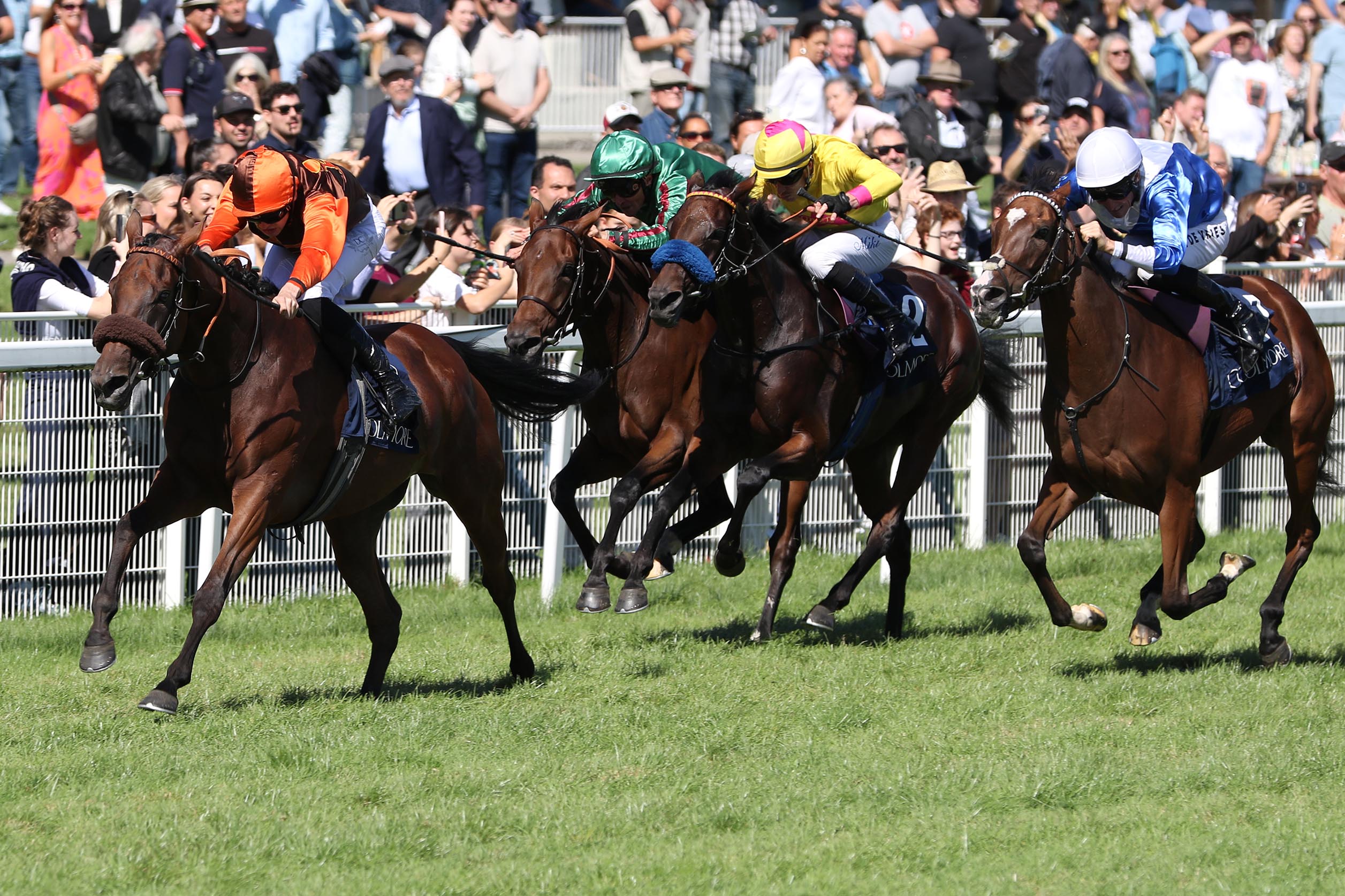 Koffi Kick siegt unter Leon Wolff im Coolmore Stud Baden-Baden Cup – Listenrennen