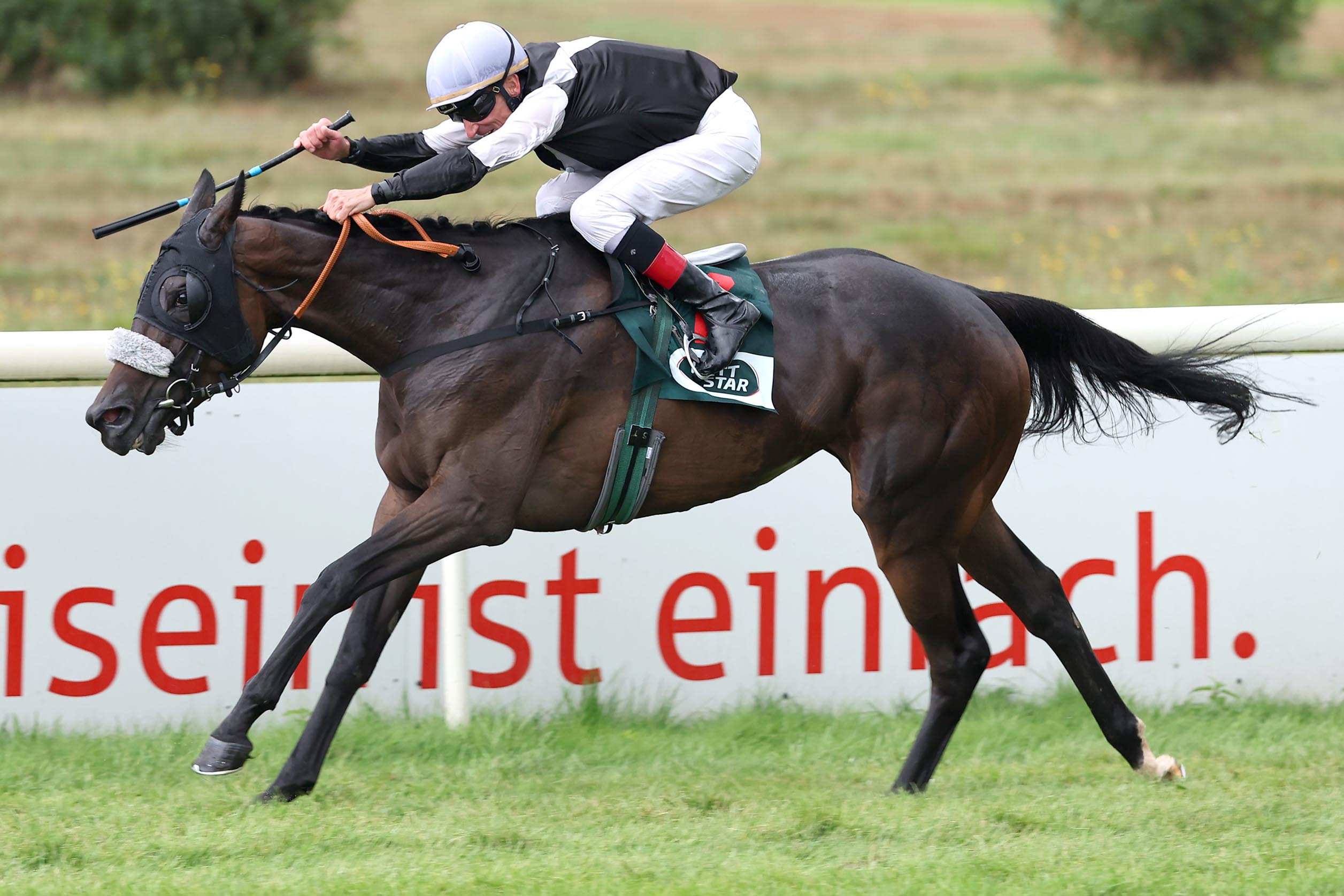 Dawn Sky siegt unter Andrasch Starke