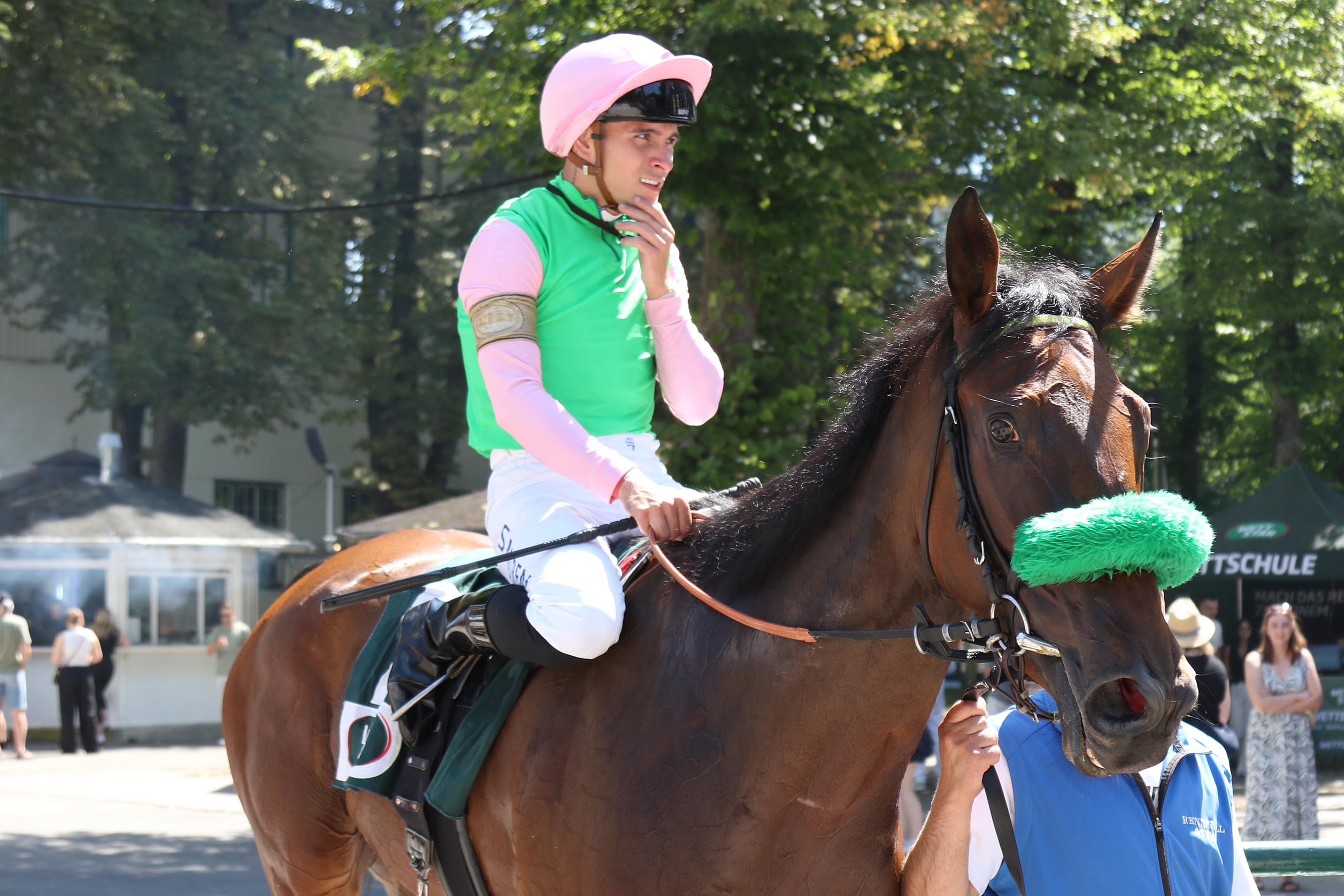 Neyshapur siegt unter Thore Hammer-Hansen