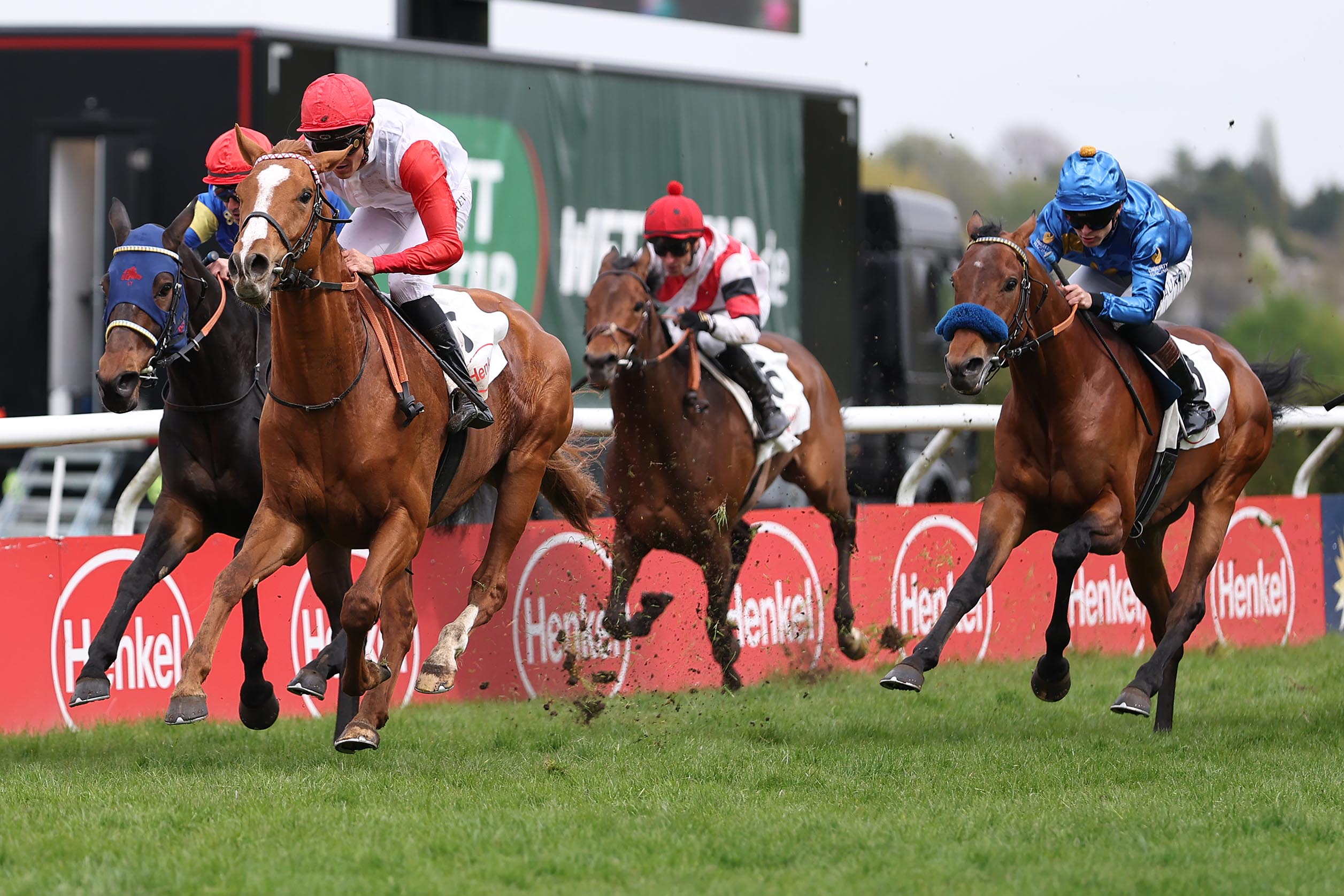 Lifetimes siegt unter Bauyrzhan Murzabayev