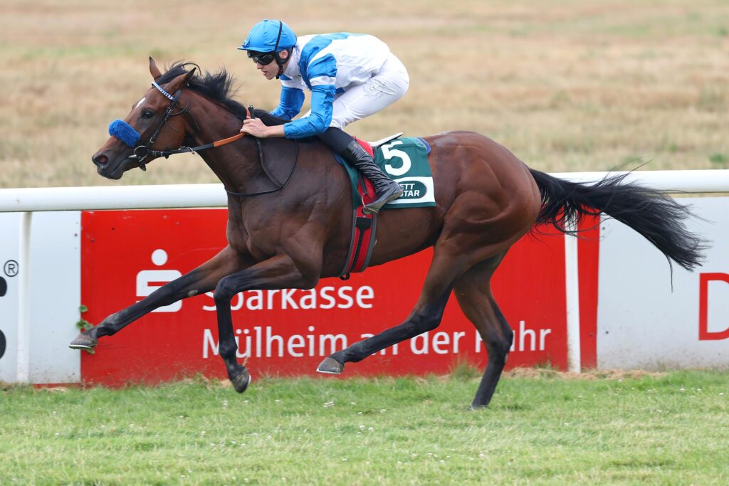 AUFGALOPP FÜR itALIEN KLASSIKER
